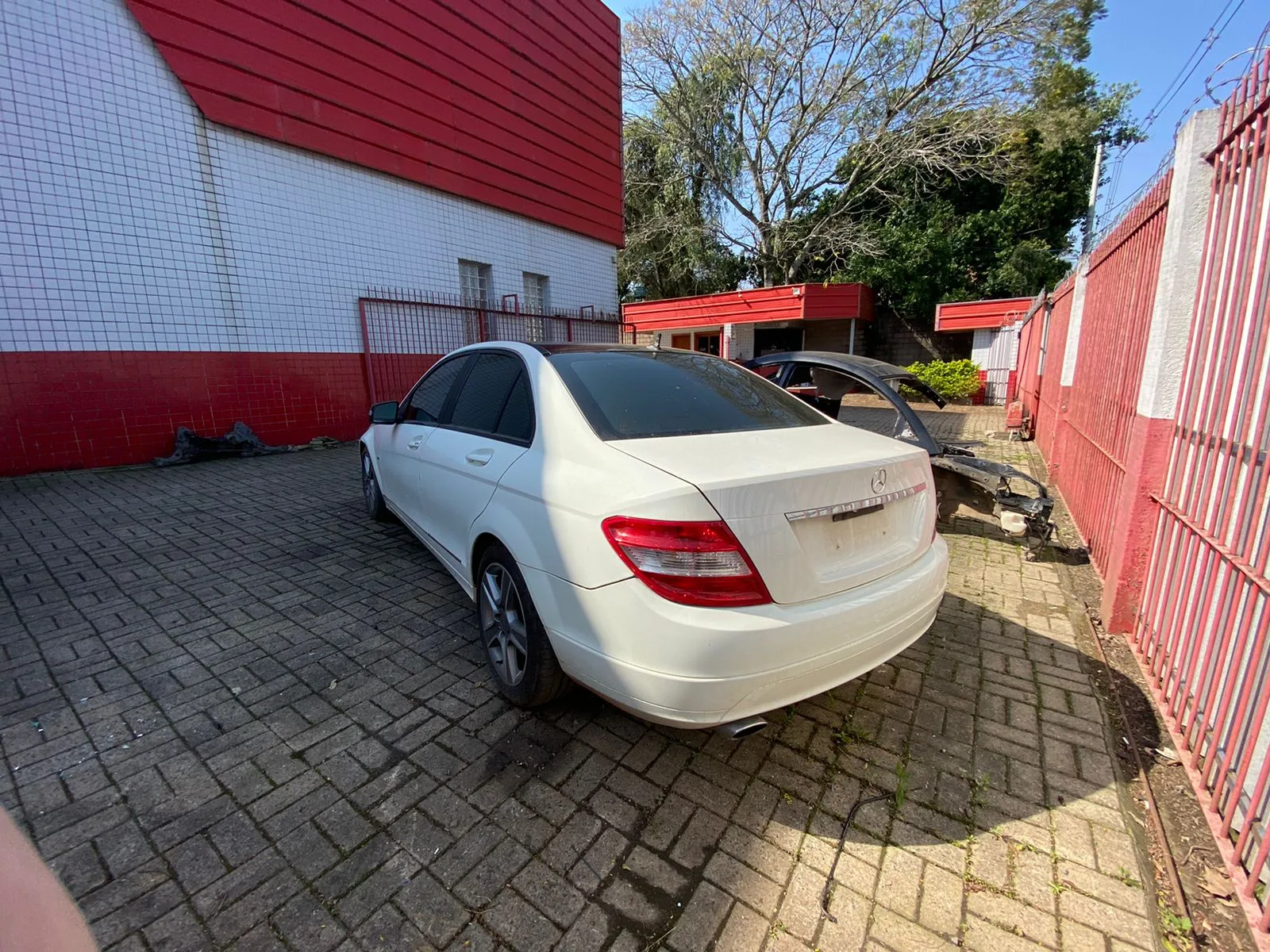 MERCEDES-BENZ C180 CGI 10.11