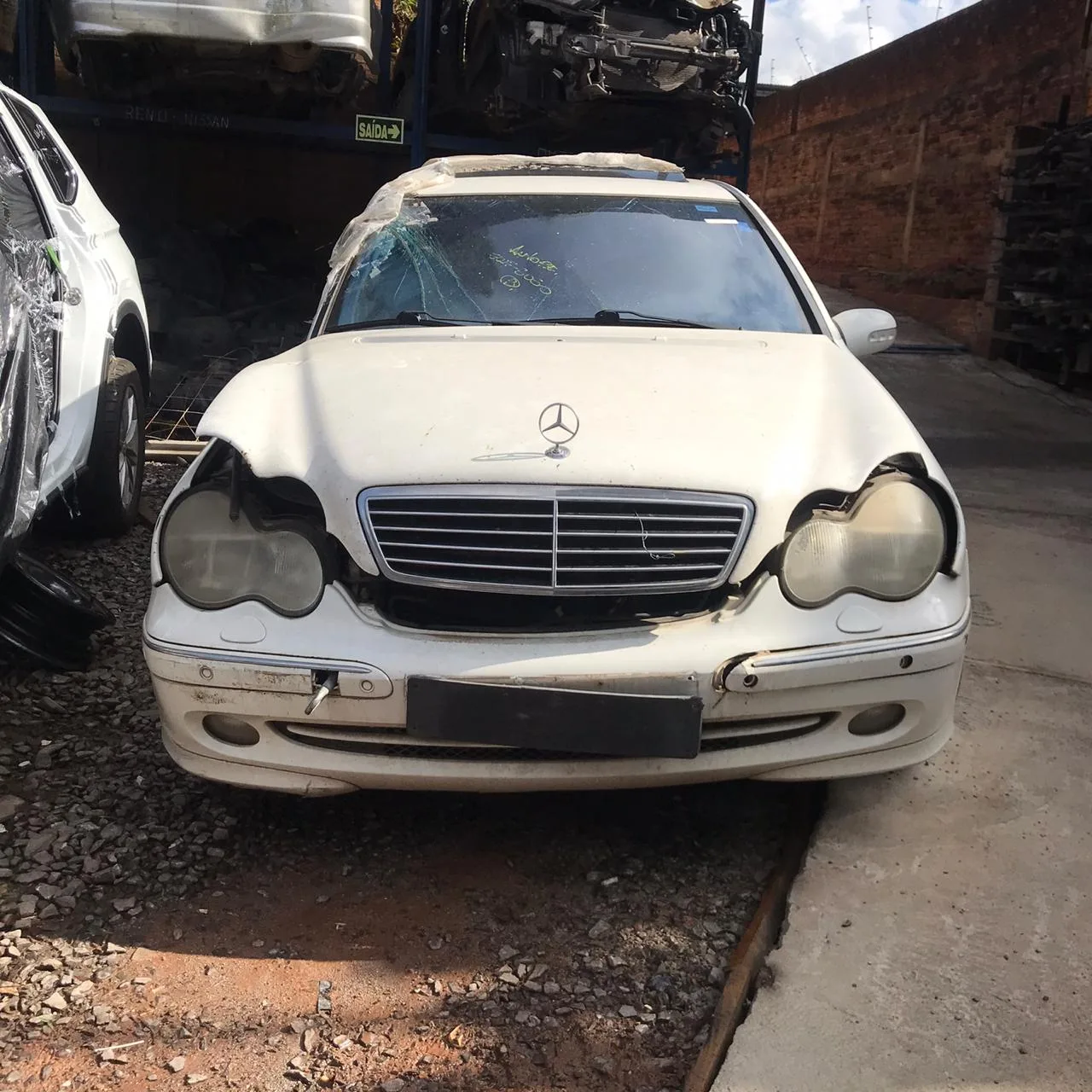 MERCEDES-BENZ C320 2001