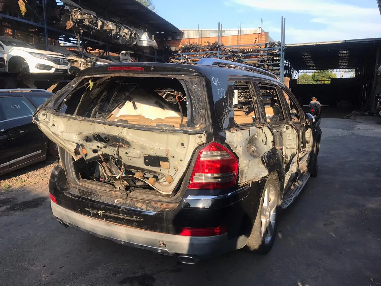 MERCEDES-BENZ GL500 5.5 V8 2009