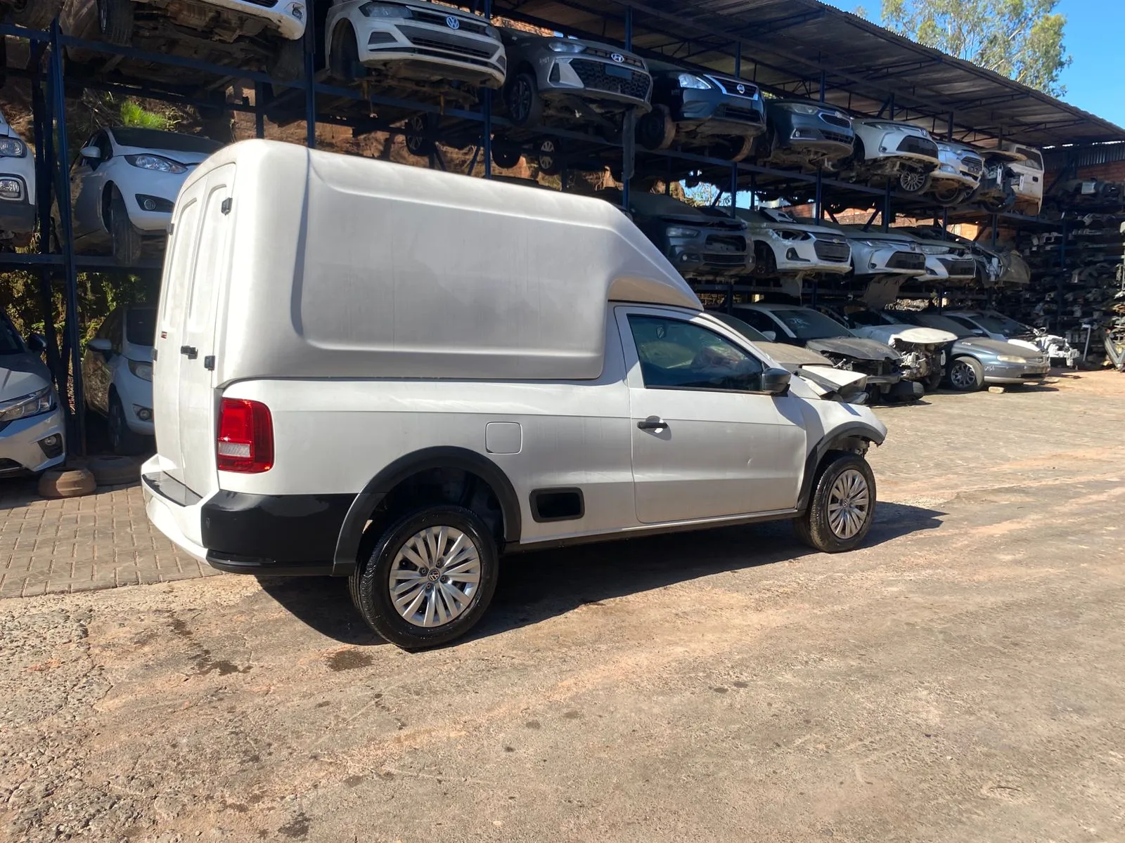 VOLKSWAGEN SAVEIRO CS RB MPI 2023