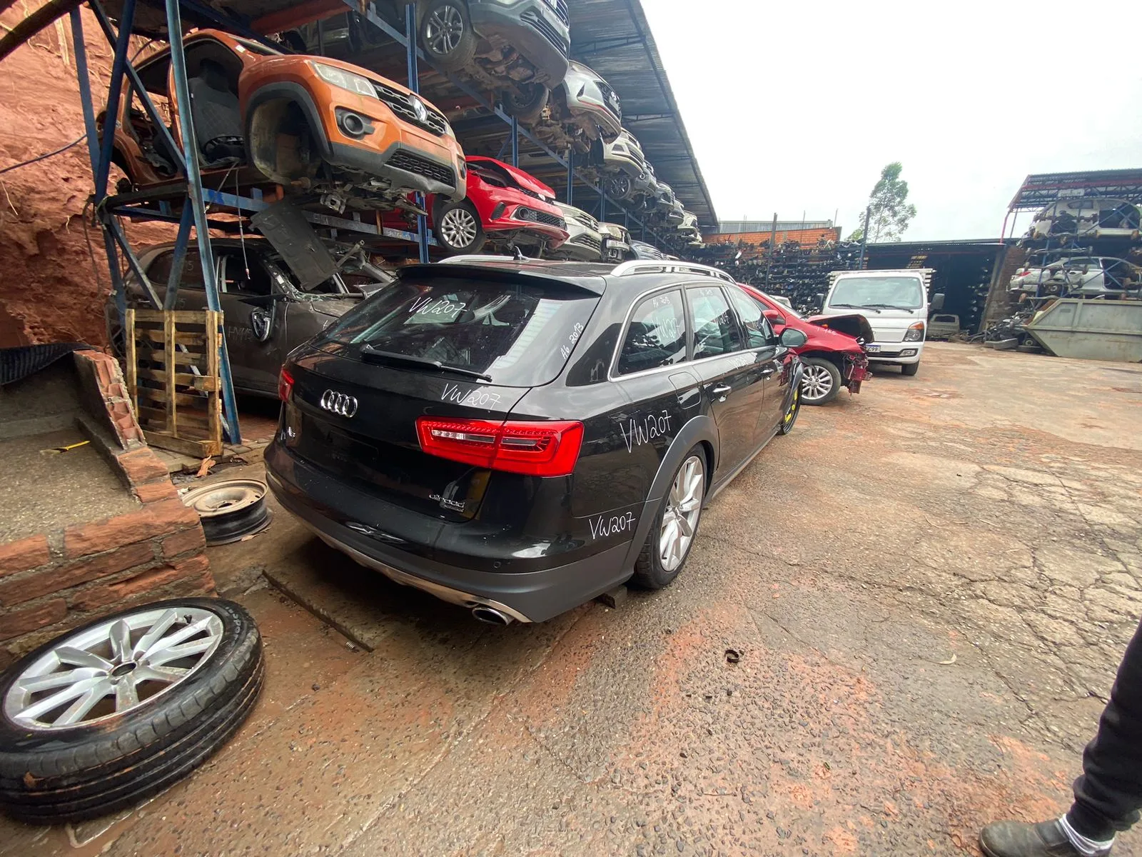 AUDI AUDI A6 3.0 ALL ROAD 2013