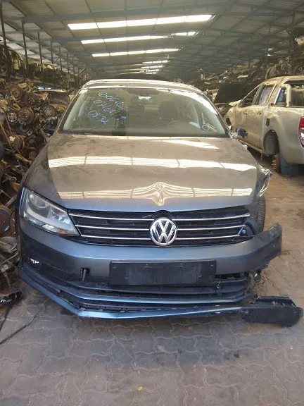 VOLKSWAGEN JETTA HL 2.0 2016