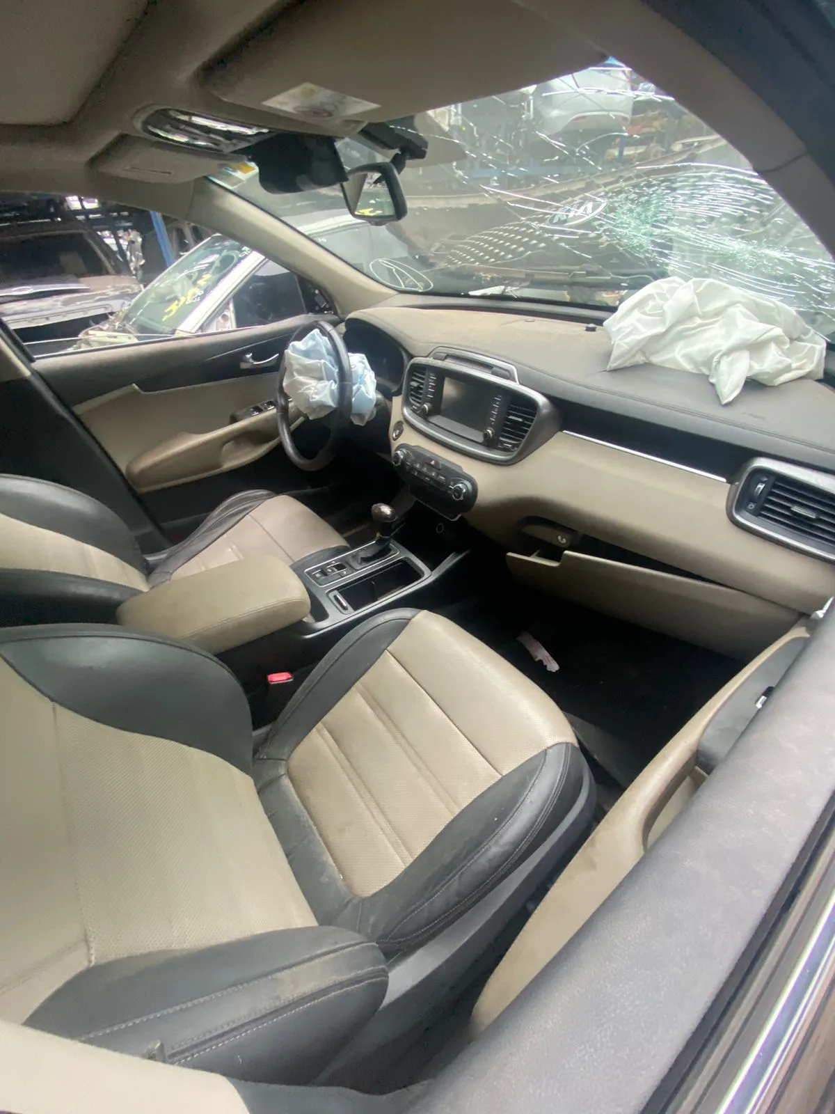 KIA SORENTO 3.3 EX3 V6 15.16