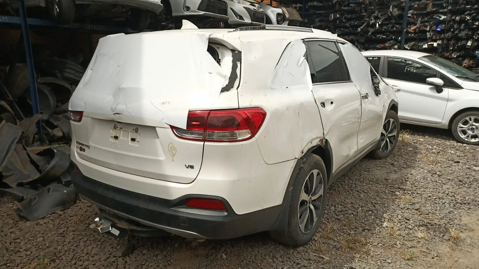 KIA SORENTO 3.3 V6 15.16