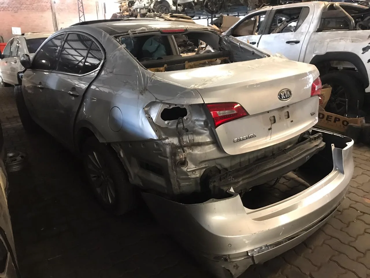KIA CADENZA 3.5 2011