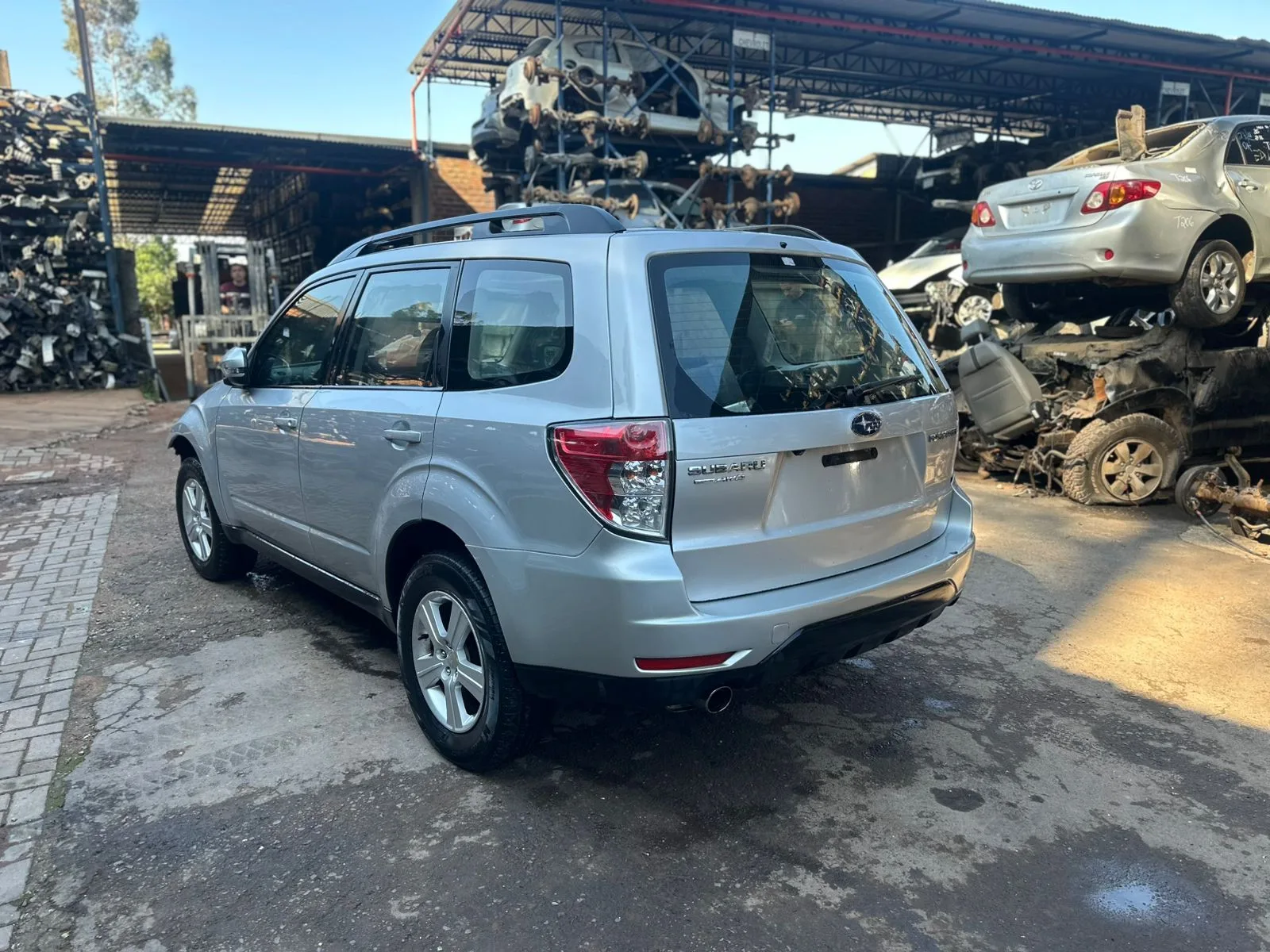 SUBARU FORESTER 2.0 LX 2011