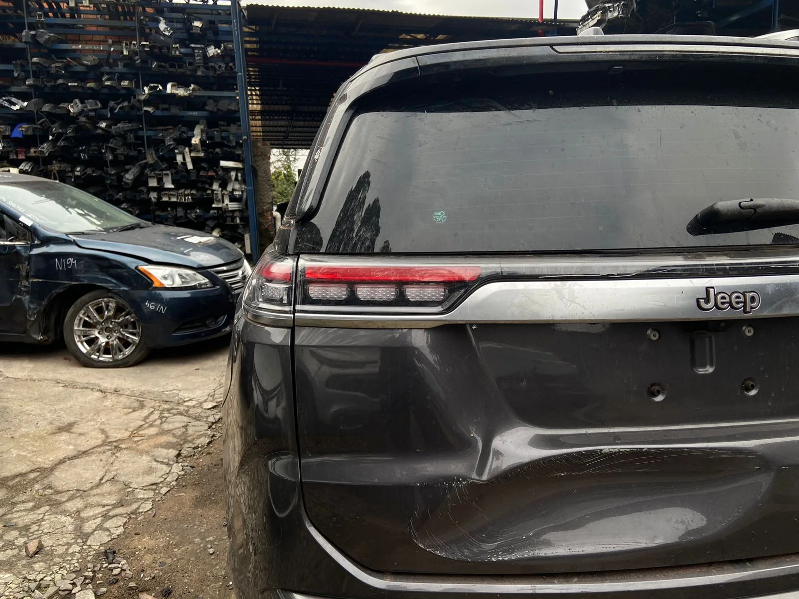 JEEP COMMANDER OVERLAND T270 21.22