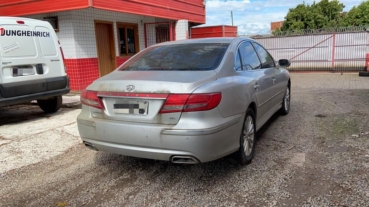 HYUNDAI AZERA 3.3 V6 10.11
