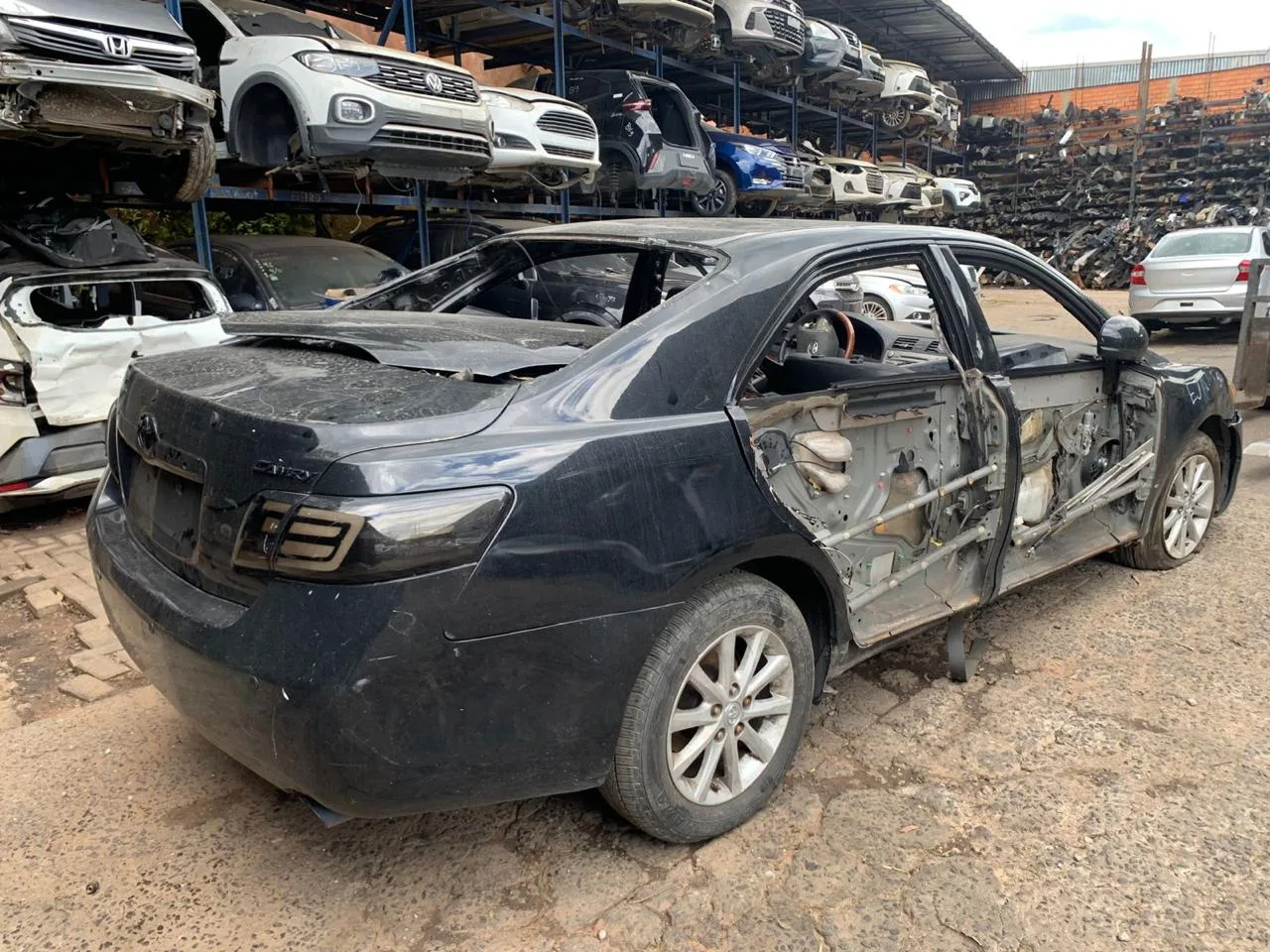 TOYOTA CAMRY XLE 2010
