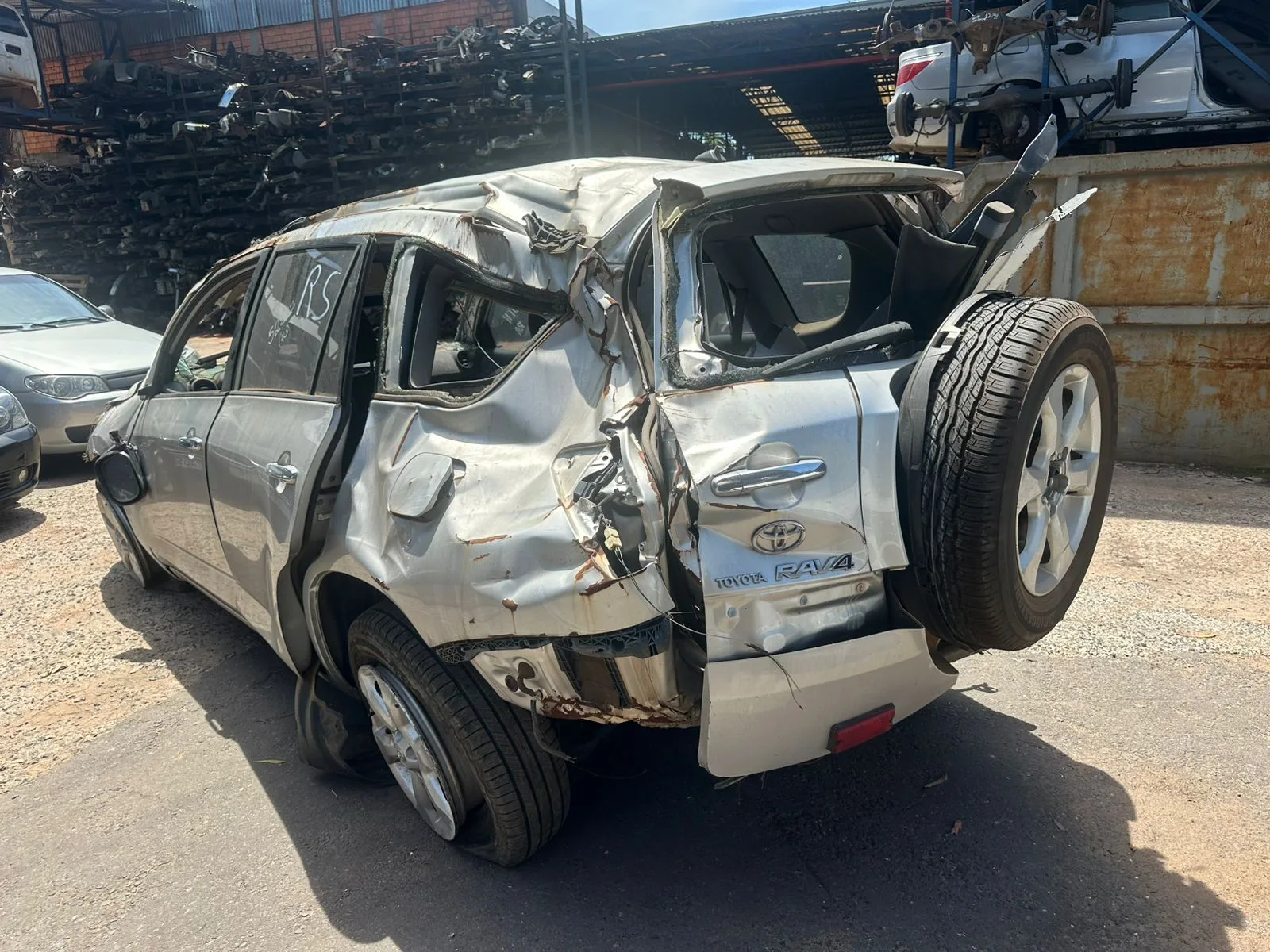 TOYOTA RAV4 4X2 2011