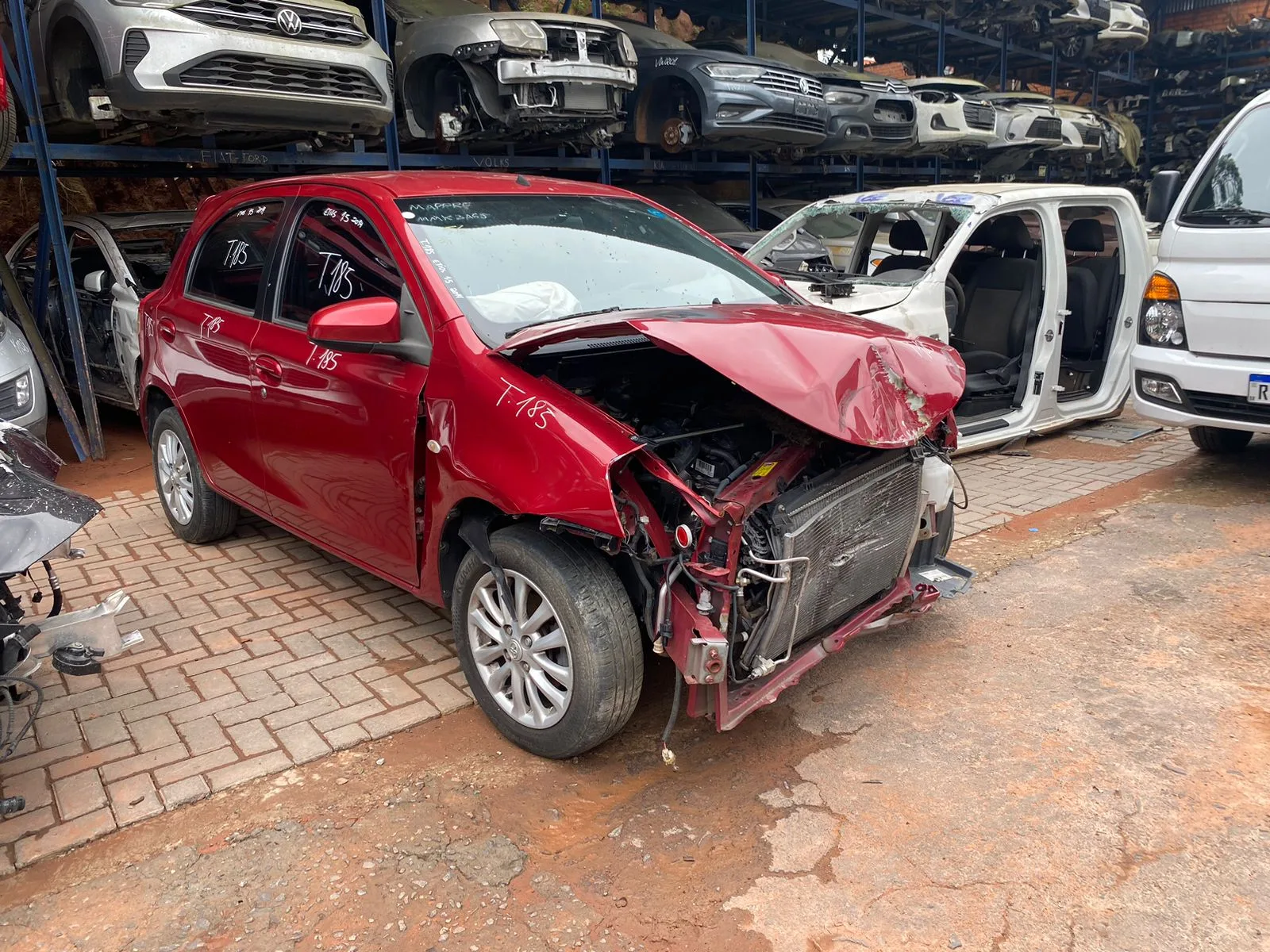 TOYOTA ETIOS HB XLS 2014