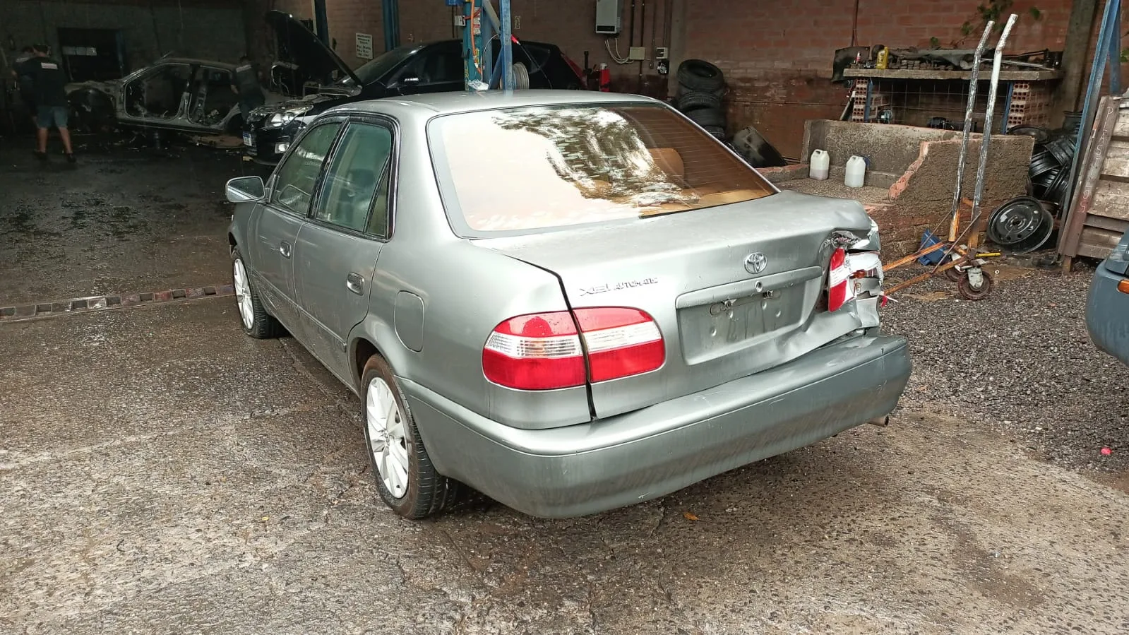 TOYOTA COROLLA XEI 00.01