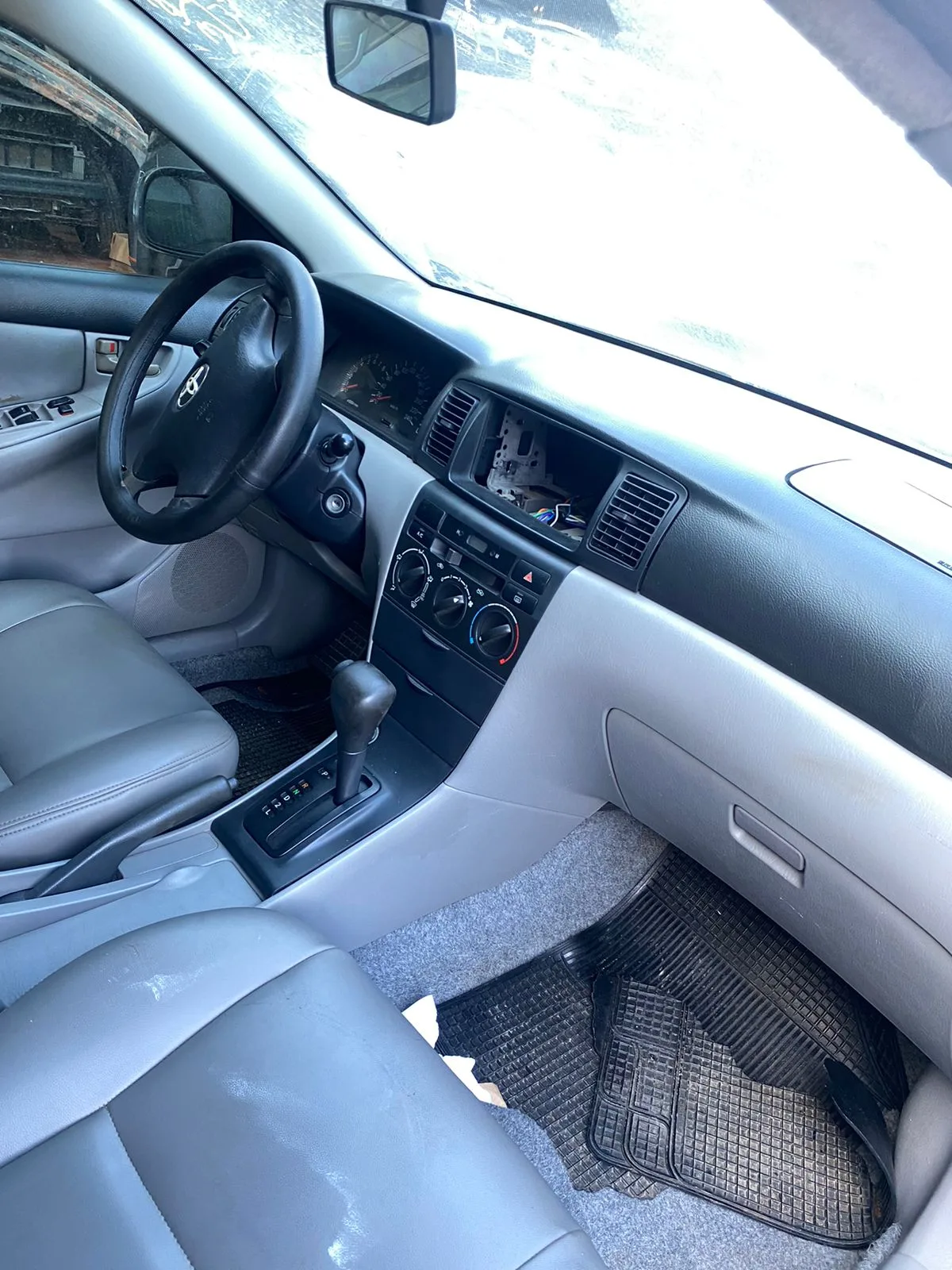 TOYOTA COROLLA XEI 02.03