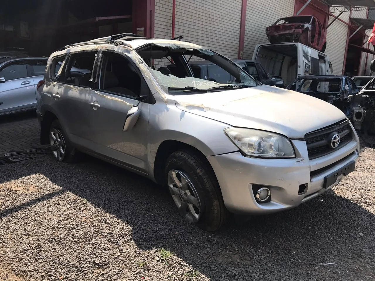 TOYOTA RAV 4 2.4 2010