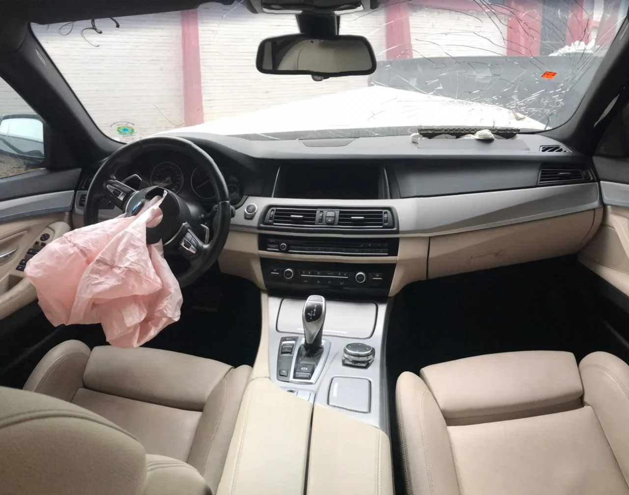 BMW 528I 2.0 2016