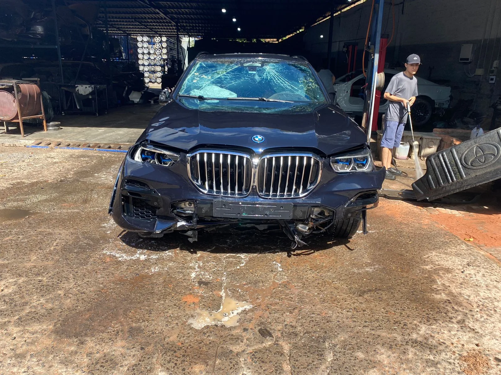 BMW X5 XDRIVE 45E 22.23
