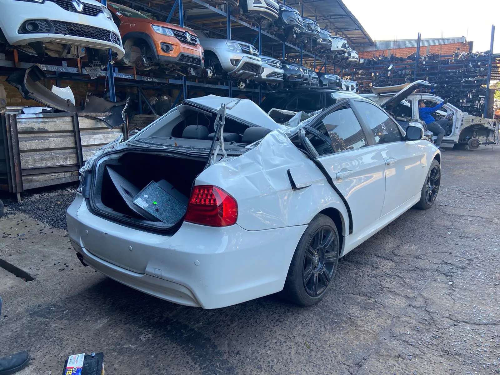 BMW 318i PF71 11.12