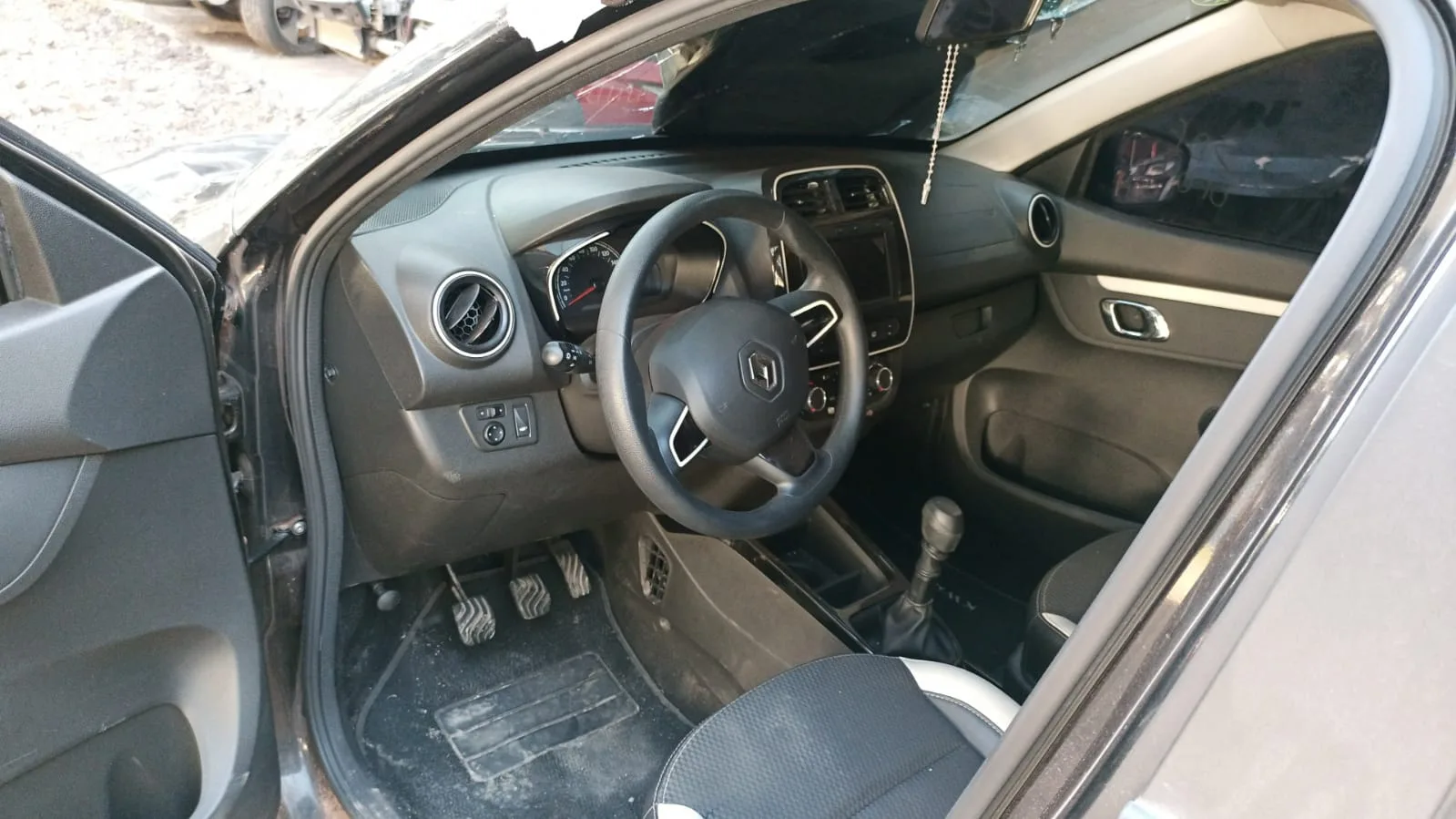 RENAULT KWID INTENSE 1.0 SCE 21.22