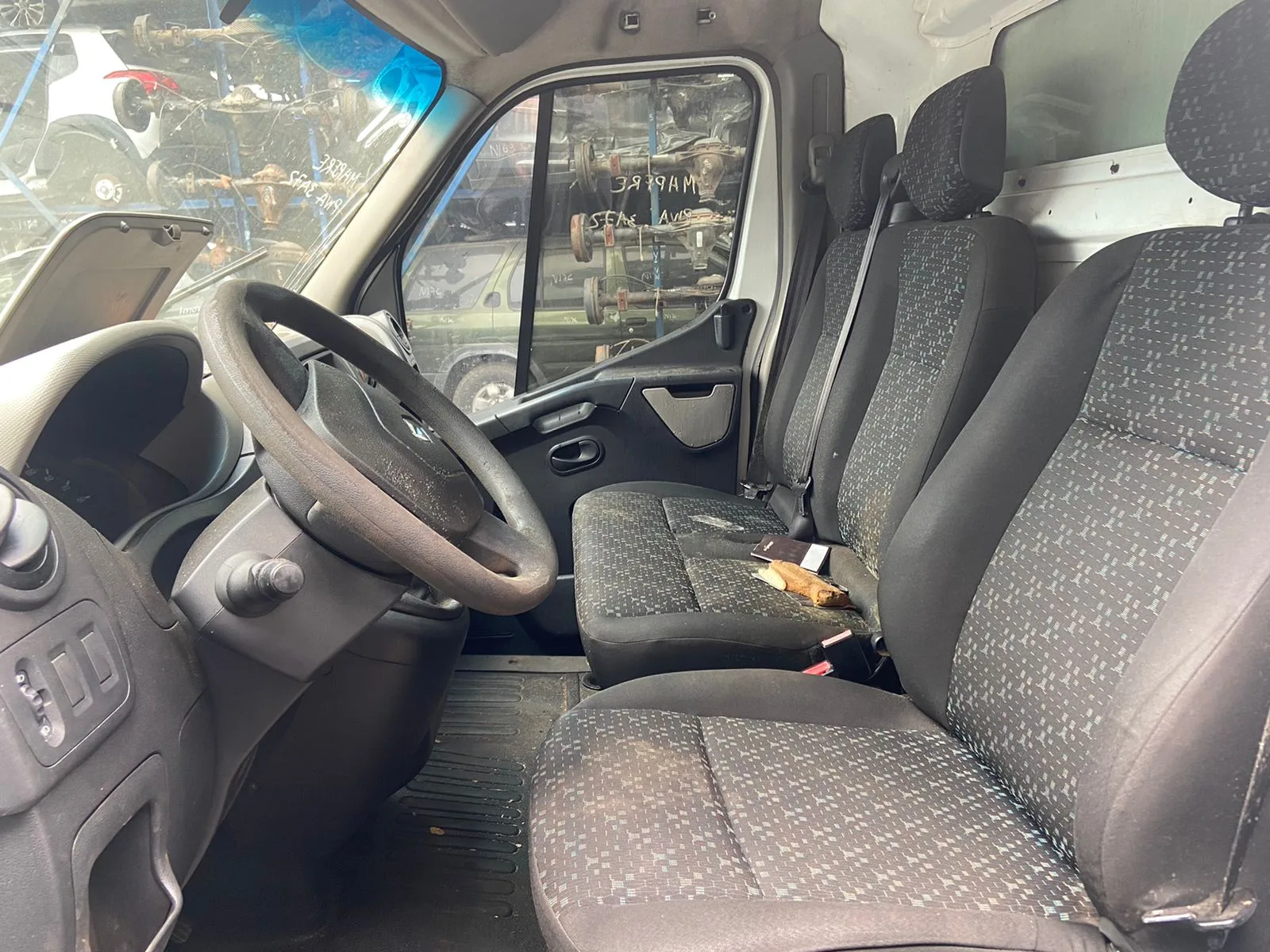 RENAULT MASTER FUR L1H1 15.16
