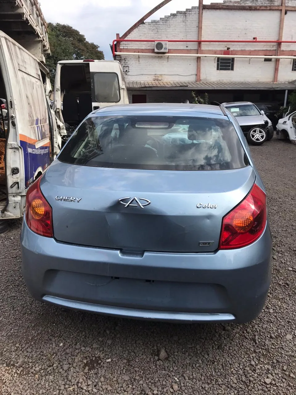 CHERY CELER 1.5 2015