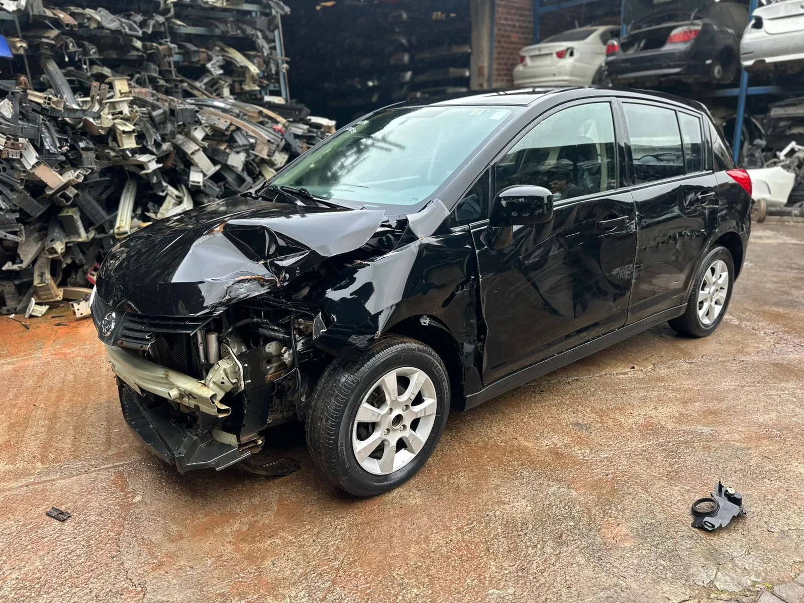 NISSAN TIIDA 1.8 08.09