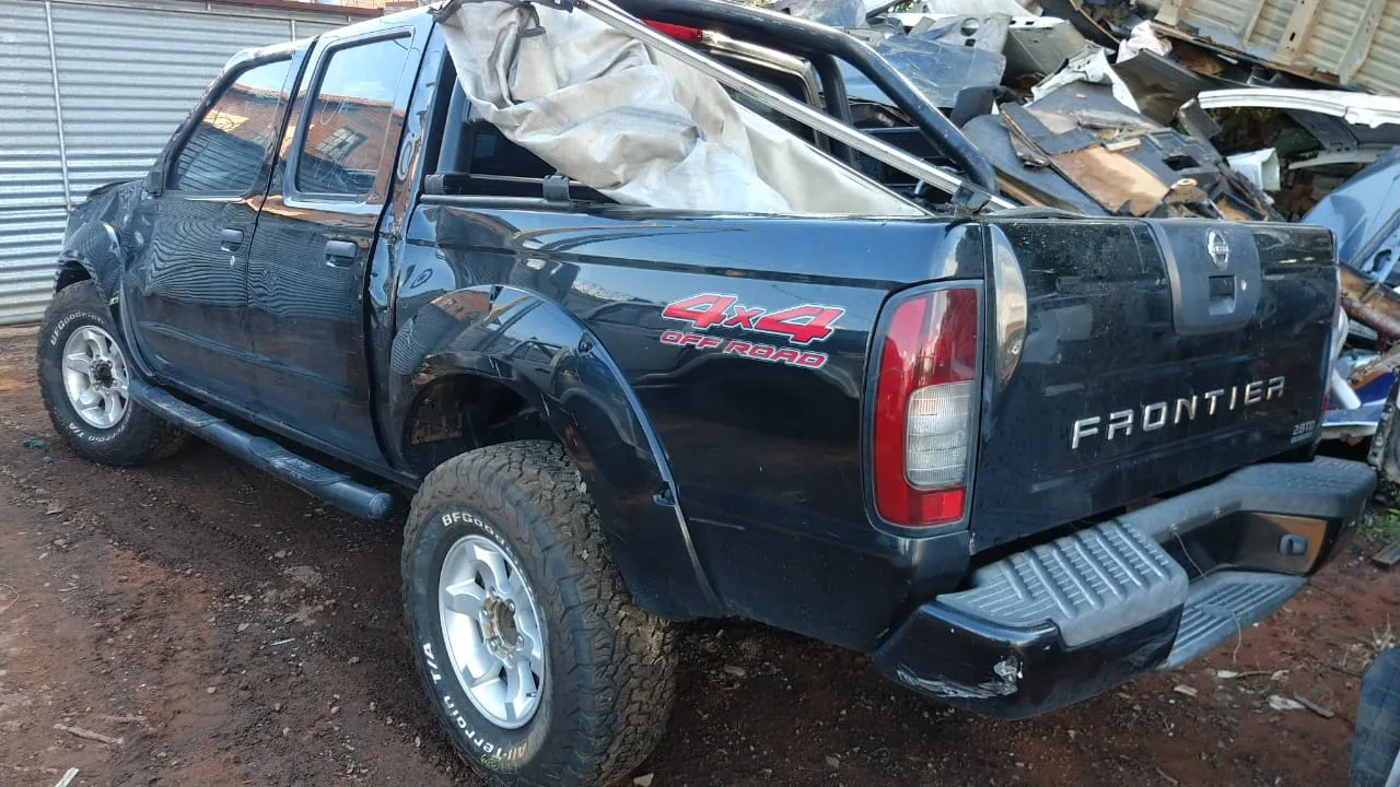 NISSAN FRONTIER 2003