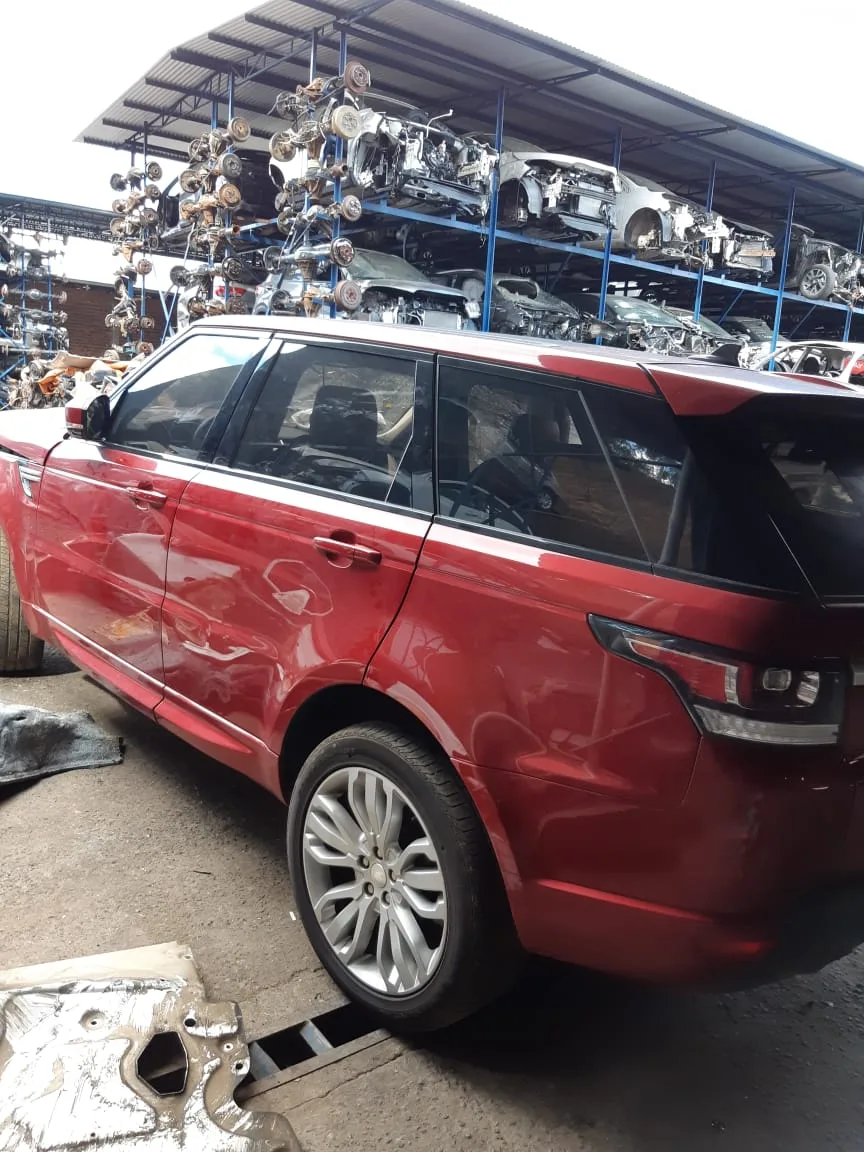 LAND ROVER RR SPT 3.0 2014