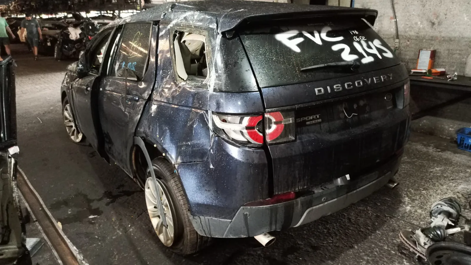 LAND ROVER DISCOVERY SPT SI4 SE 2015