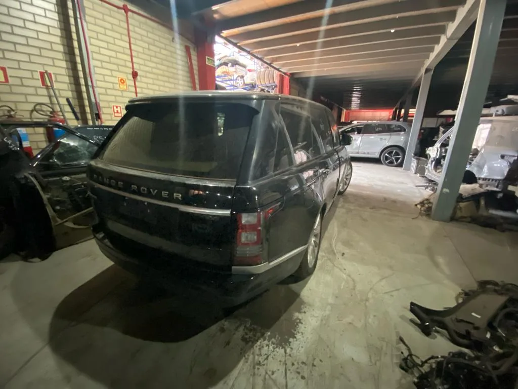 LAND ROVER VOGUE V8 2017