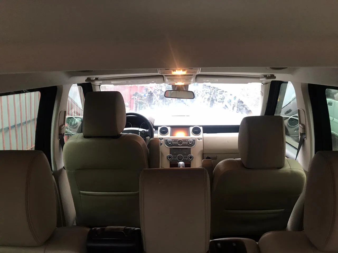 LAND ROVER DISCOVERY 4 3.0 SE 2012