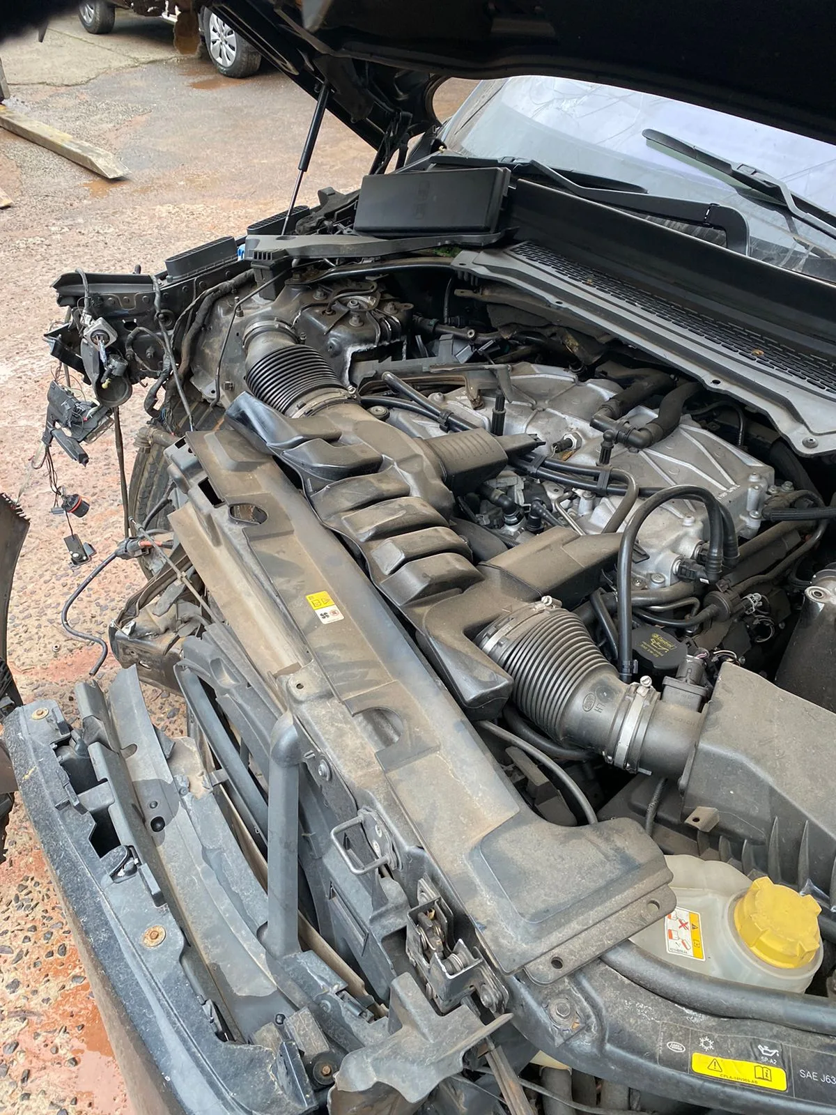 LAND ROVER RANGE ROVER SPT 3.0 13.14