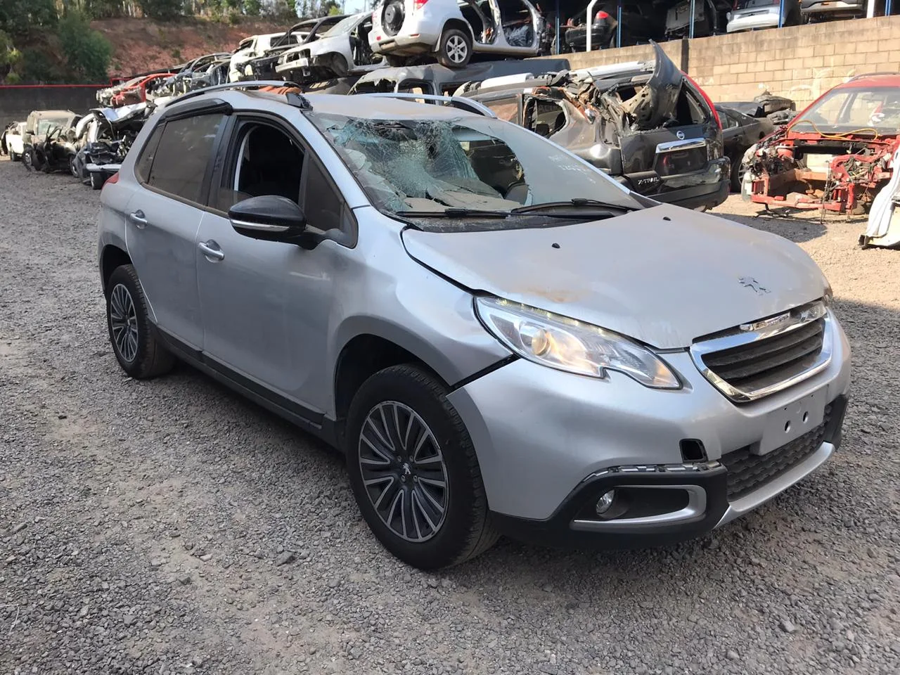 PEUGEOT 2008 2019
