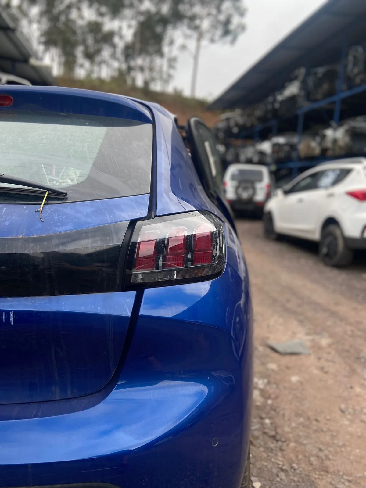 PEUGEOT 208 ALLURE 1AT 21.22