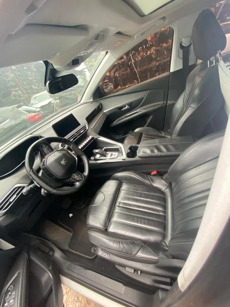 PEUGEOT 3008 GRIFFE AT 18.19