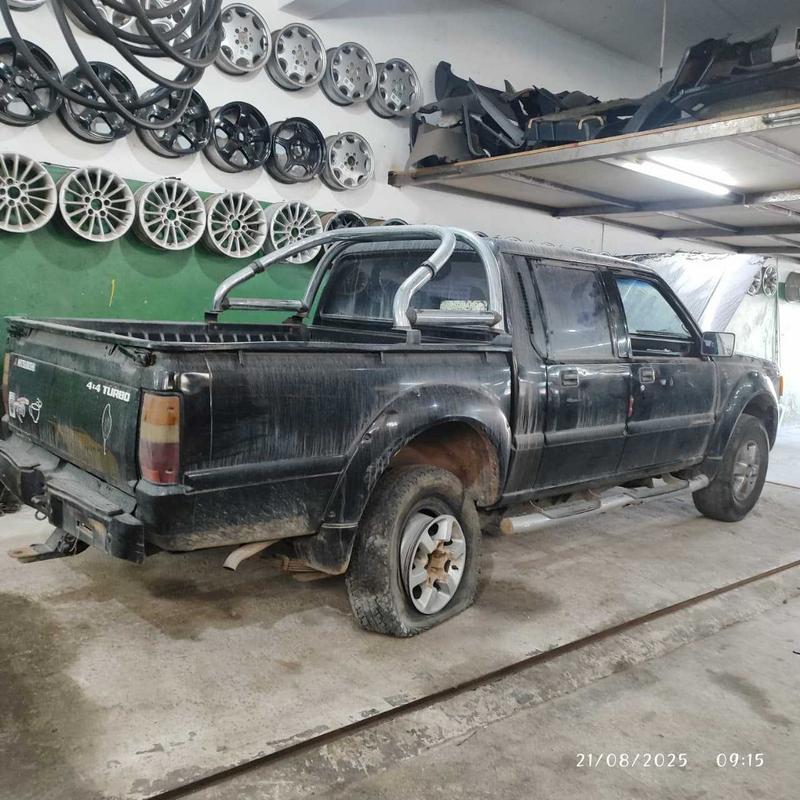 MITSUBISHI L200 2004