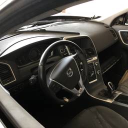 VOLVO XC60 2015 2.0 T5 R-DESIGN DRIVE-E 5P