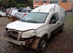 SUCATAFiat Fiorino FurgãO 2015 1.4 Flex 4p  PARA RETIRADA DE PEÇAS
