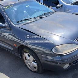 Renault Megane Sedan 2001 2.0 Rxe 4p