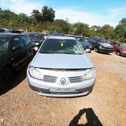 Megane Sedan Dynamique Hi-Flex 1.6 16V