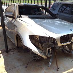 X6 XDRIVE 50i 4.4 407cv Bi-Turbo