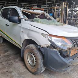 Mitsubishi L200 2021 2.4 Triton Sport Gl Cab. Dupla 4x4 4p