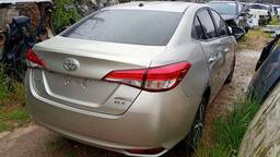 Toyota Toyota Yaris Sedán 2019 1.5 Xls 16v Cvt 4p 2019