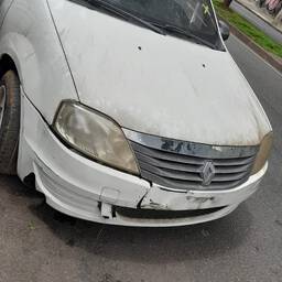 Renault Logan 2012 1.0 16v Expression Hi-flex 4p