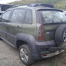 Fiat Idea 2013 1.8 16v Adventure Flex 5p