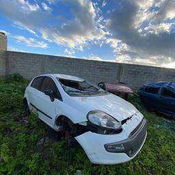 Fiat Punto 2014 1.6 16v Essence Flex 5p