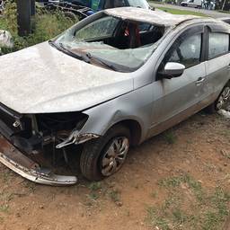 Volkswagen Voyage 2013 1.0 Trend Tec Total Flex 4p
