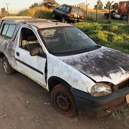 Chevrolet Chevrolet Corsa Pick-Up 2000 1.6 St 2p 2000
