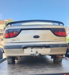 Renault Renault Megane Sedan 2000 2.0 Rxe 4p 2000