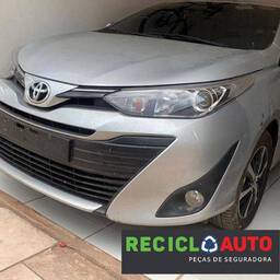 Toyota Yaris Sedán 2019 1.5 Xls 16v Cvt 4p
