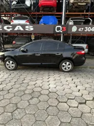 RENAULT Fluence 2.0 Dynamique X-Tronic Hi-Flex 4P 2013